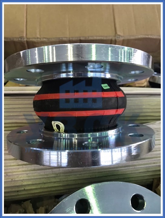 компенсатор резиновый фланцевый в Абакане