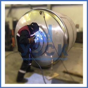 Купить баки и ёмкости из нержавеющей стали от завода УЗСК в Абакане